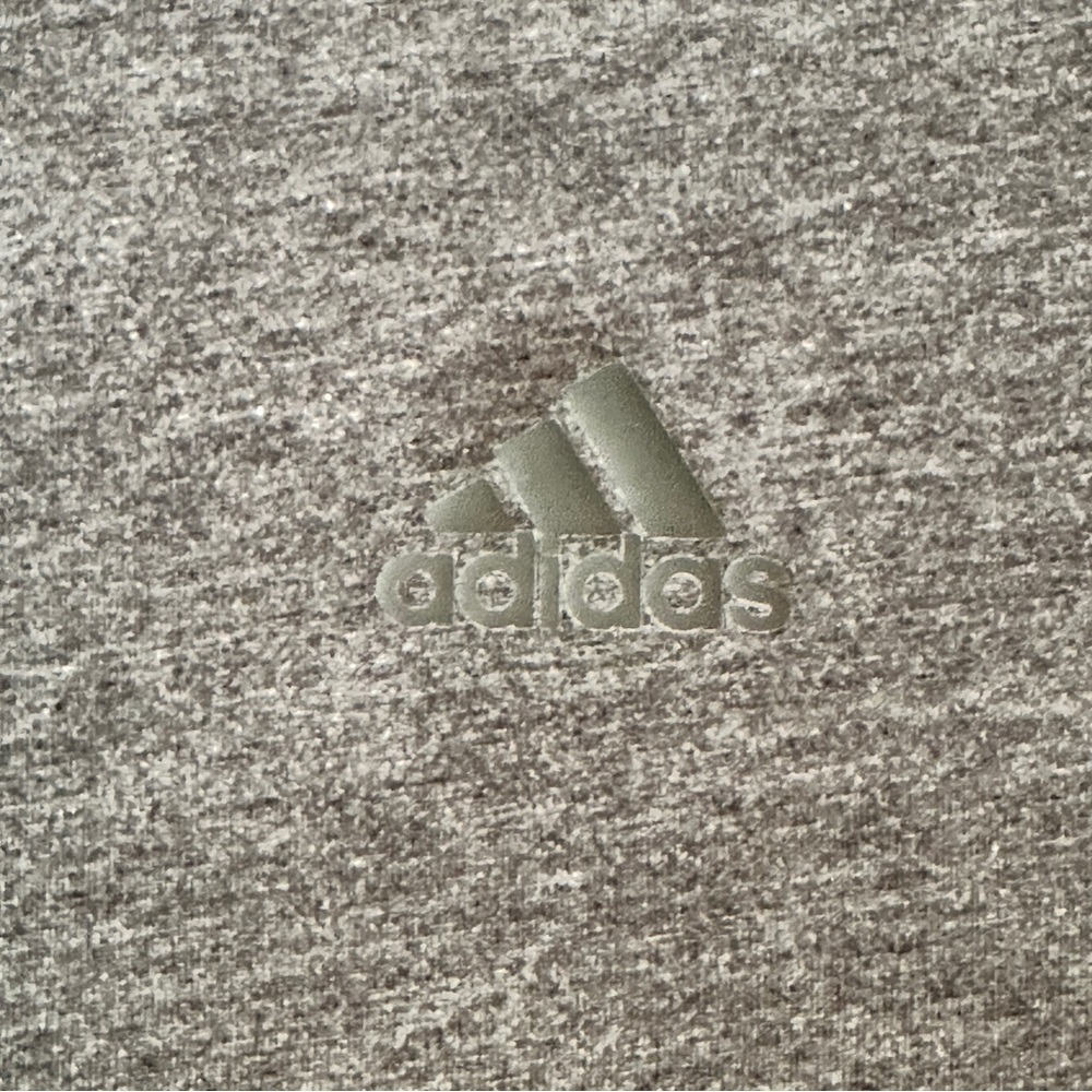 Adidas Heather Gray Climalite Tee Size Medium Minimalist Athleisure Streetwear - Picture 6 of 13